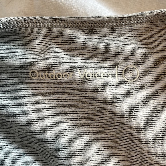 Outdoor voices workout top - Picture 2 of 4